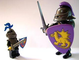 Lego vs Playmobil