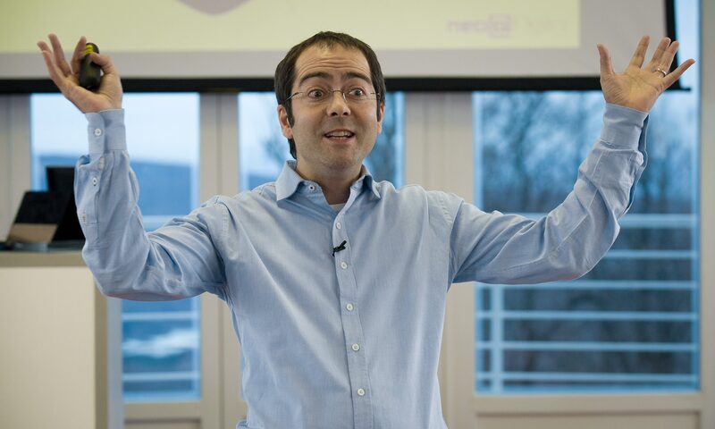 René speaking at Superweek Analytics Summit, Hungary